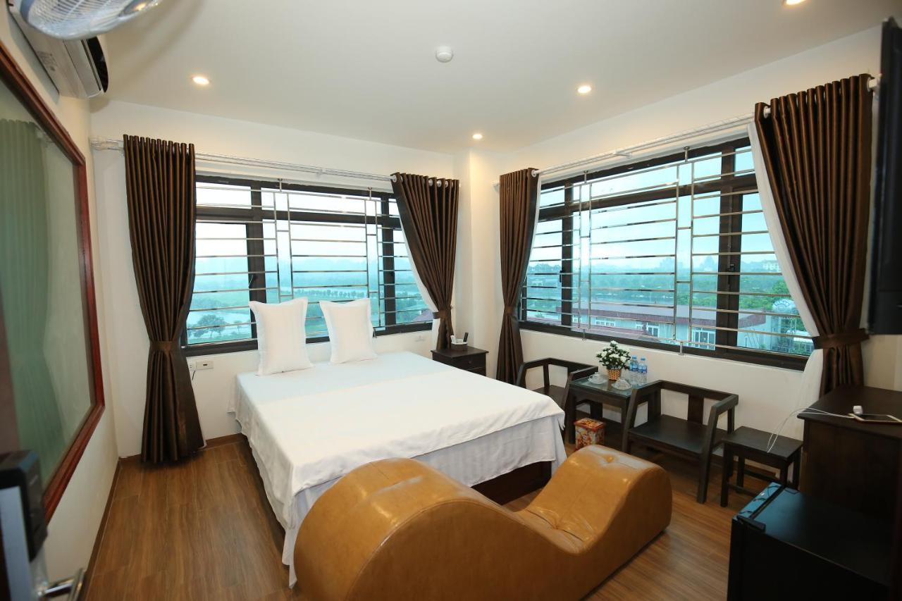 Viet Anh Hotel Нин Бин Екстериор снимка